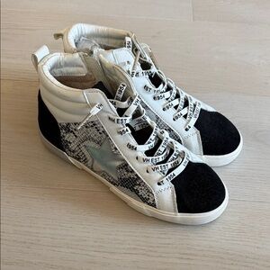 Vintage Havana Black and White Sneakers
